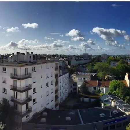 Charmant Appartement Lumineux - Dernier Etage Avec Balcon - Proche Centre-Ville Nantes Exterior photo