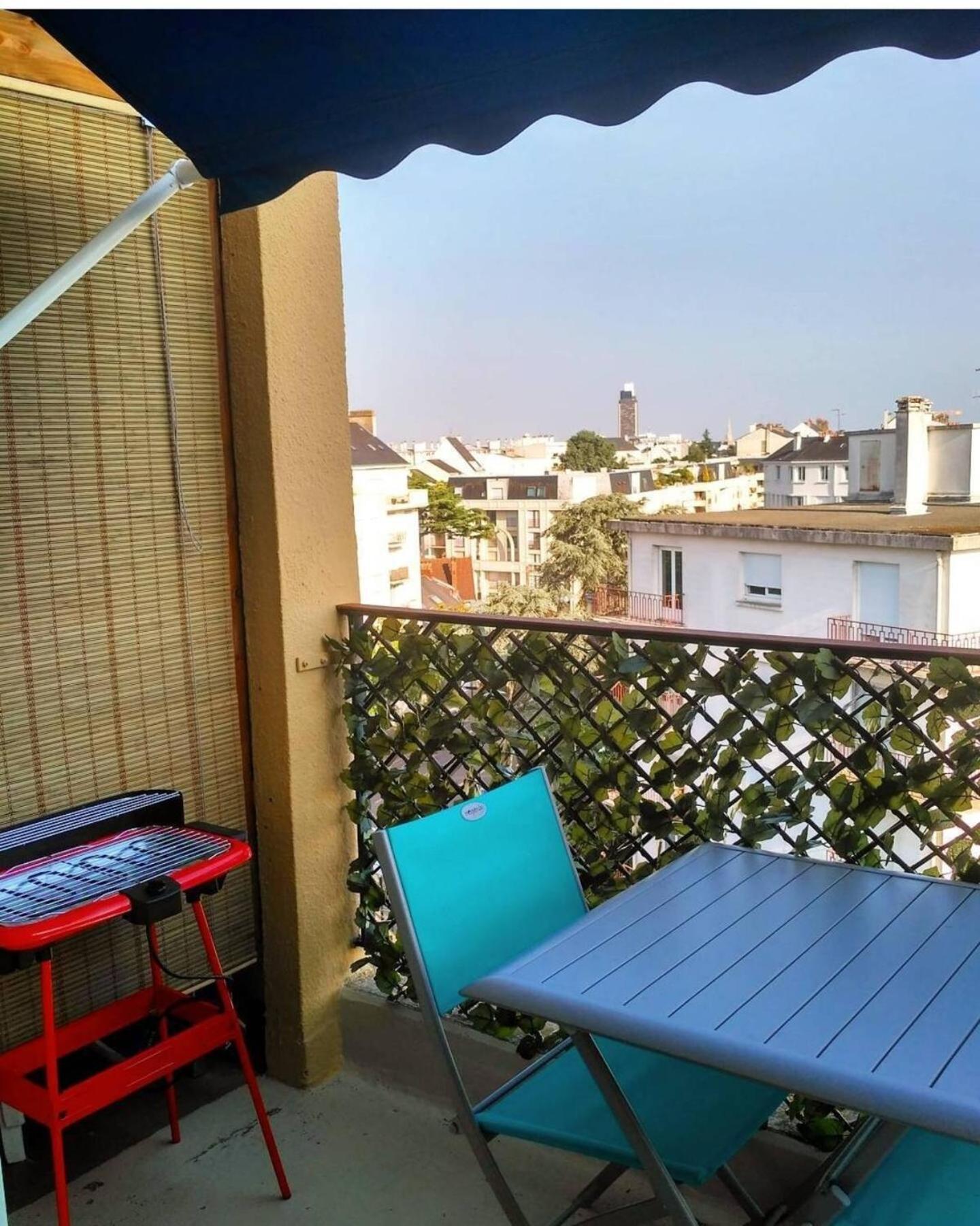 Charmant Appartement Lumineux - Dernier Etage Avec Balcon - Proche Centre-Ville Nantes Exterior photo